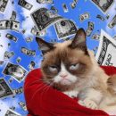 «Помощь от США за 15 минут»: На YouTube вернулся крупный мошенник